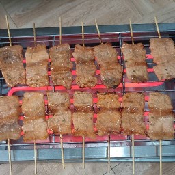 หมูปิ้งน้องมันนี่