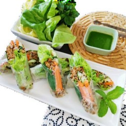 ควินัวลุยสวน-ไก่
