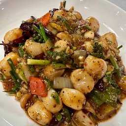 เอ็นหอย ผัดพริกไทยดำ