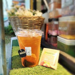 ชาพีชเย็น