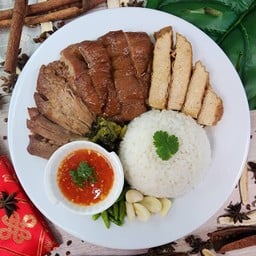 ข้าวเนื้อหนัง เต้าหู้