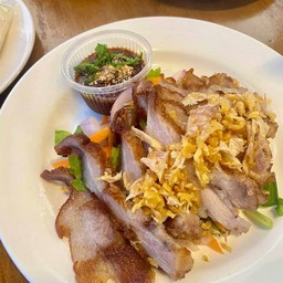 คอหมูทอดจิ้มแจ่ว