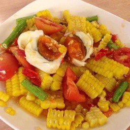 ตำข้าวโพดไข่เค็ม