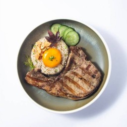 RI-9 Fried rice with Pork Chop / ข้าวผัดพอร์คช้อป