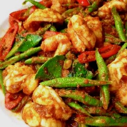 ผัดพริกแกงทะเล