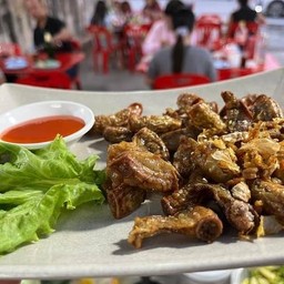 ไส้อ่อนทอดกระเทียม