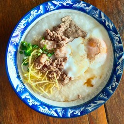 ร้านโจ๊กต้นซอย