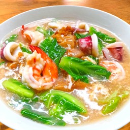 ราดหน้าทะเล