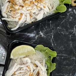 หมี่ไก่ฉีกต้าวอั้นนน