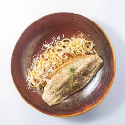 PT-7 Pasta AOP Red Wine พาสต้าไวน์แดงพริกกระเทียม ปลา