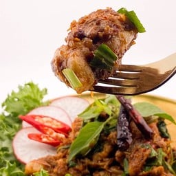 กระดูกอ่อน ผัดแซ่บแห้ง