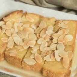 ปังปิ้งคาราเมลอัลมอนด์