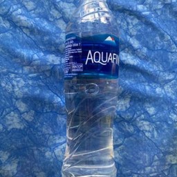 น้ำดื่มอควาฟิน่า