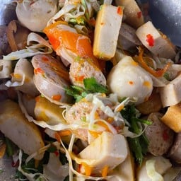 ยำแซ่บยกร้าน (ลูกชิ้นรวม)