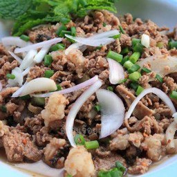 ลาบเครื่องในเนื้อ