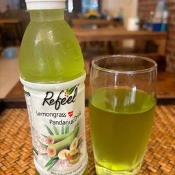 น้ำตะไคร้ผสมใบเตย