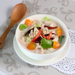 ต้มข่าไก่ [D]