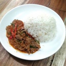 ข้าวแพนงเนื้อโคขุน