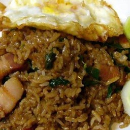 ผัดกระเพราหมูคลุก