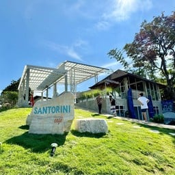 Santorini Cafe Lake Heaven