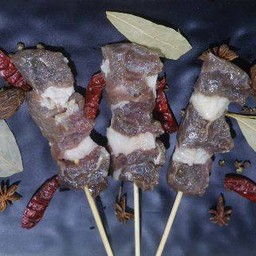 เนื้อโคขุนโพนยางคำ 麻辣牛肉