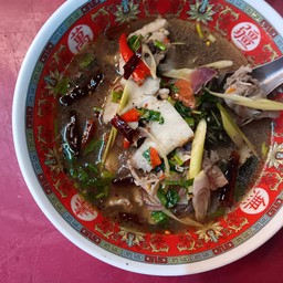 ต้มยำไก่ใบกระเพรา