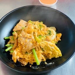 สุกี้แห้งหมู