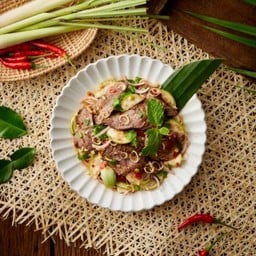 ยำเนื้อมะเขือเปราะ