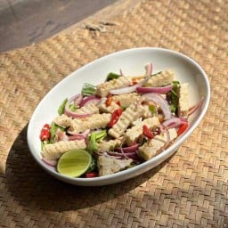 ยำหมูยอยั่วๆ นัว