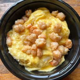 ข้าวไข่ข้นกุ้งสับ (อร่อย)