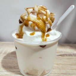 ปังเย็น มะพร้าวปั่นนมสด กาแฟโบราณ