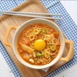 Hello Ramyun รามยอน (라면) ศรีราชา