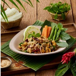 ลาบข้าวปุ้น