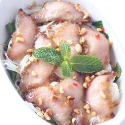 ขนมจีนหมูย่าง