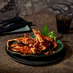 กุ้งแม่น้ำทอดซอสมะขาม