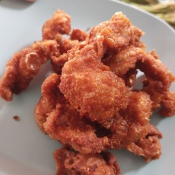 หนังไก่ทอด