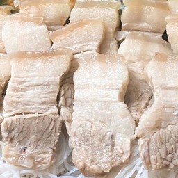 หมูสามชั้นต้ม