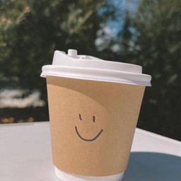 ลาเต้ร้อน