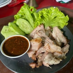 คอหมูย่าง