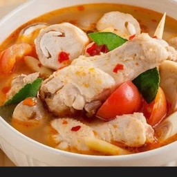 ต้มยำไก่น้ำข้น
