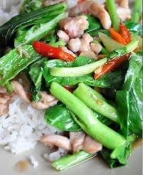 คะน้าไก่สับ (ราดข้าว)
