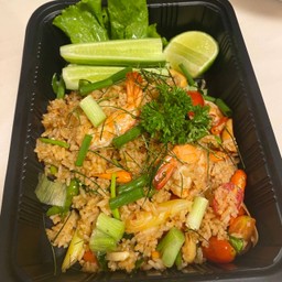 ข้าวผัดต้มยำกุ้ง