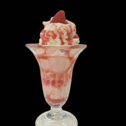 สตรอเบอรี่ ซันเดย์