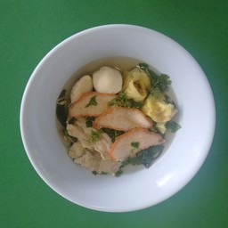 บะหมี่เกี๊ยวน้ำ