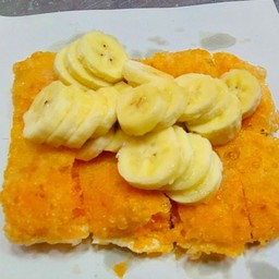 โรตีหมักเนย & ฝอยทอง & กล้วยหอมโรยหน้า