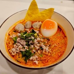 ก๋วยเตี๋ยวต้มยำหมูสับ (ไม่รวมไข่)