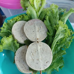 ร้าน ยำแซบหรอย