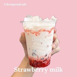 นมสดสตรอว์เบอร์รี่