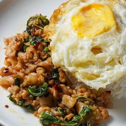 ข้าวกะเพราไก่