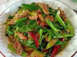 ผัดคะน้าหมูชิ้น,หมูสับ ราดข้าวจ้า ระบุมานะคะ